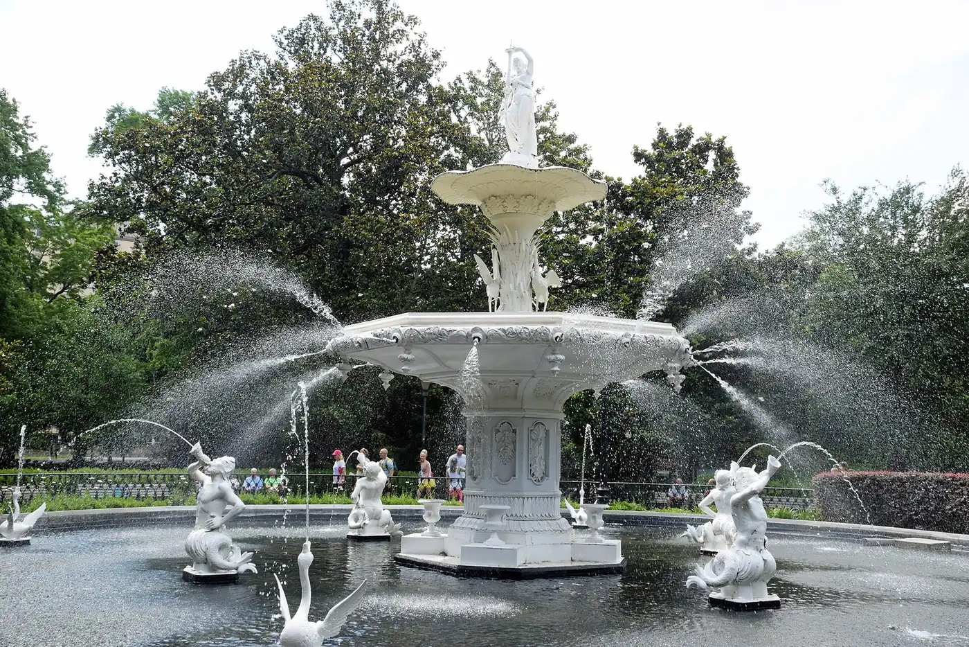 The cast-iron fountain at the north end of Forsyth Park in Savannah.