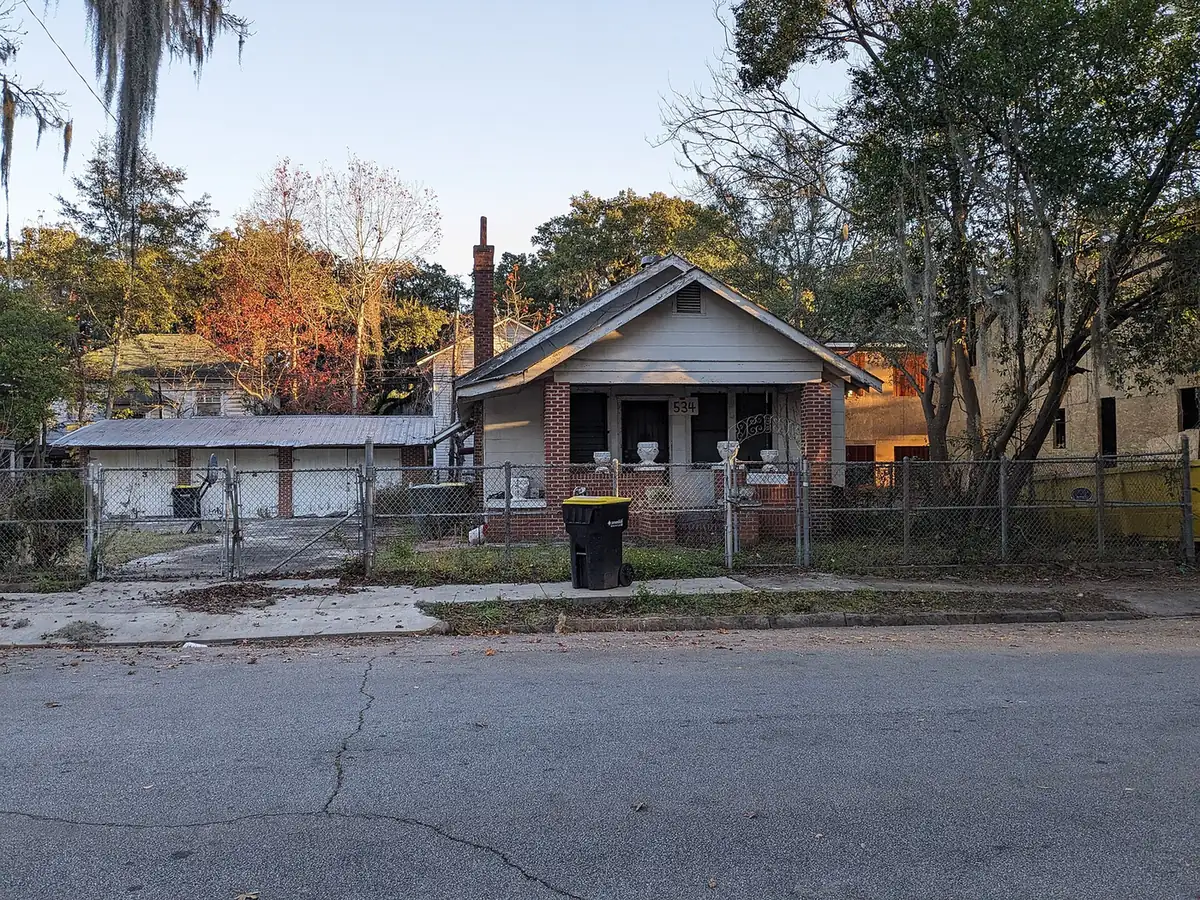 A house on Seiler Avenue in midtown Savannah, a little over half a mile from Charles Ellis