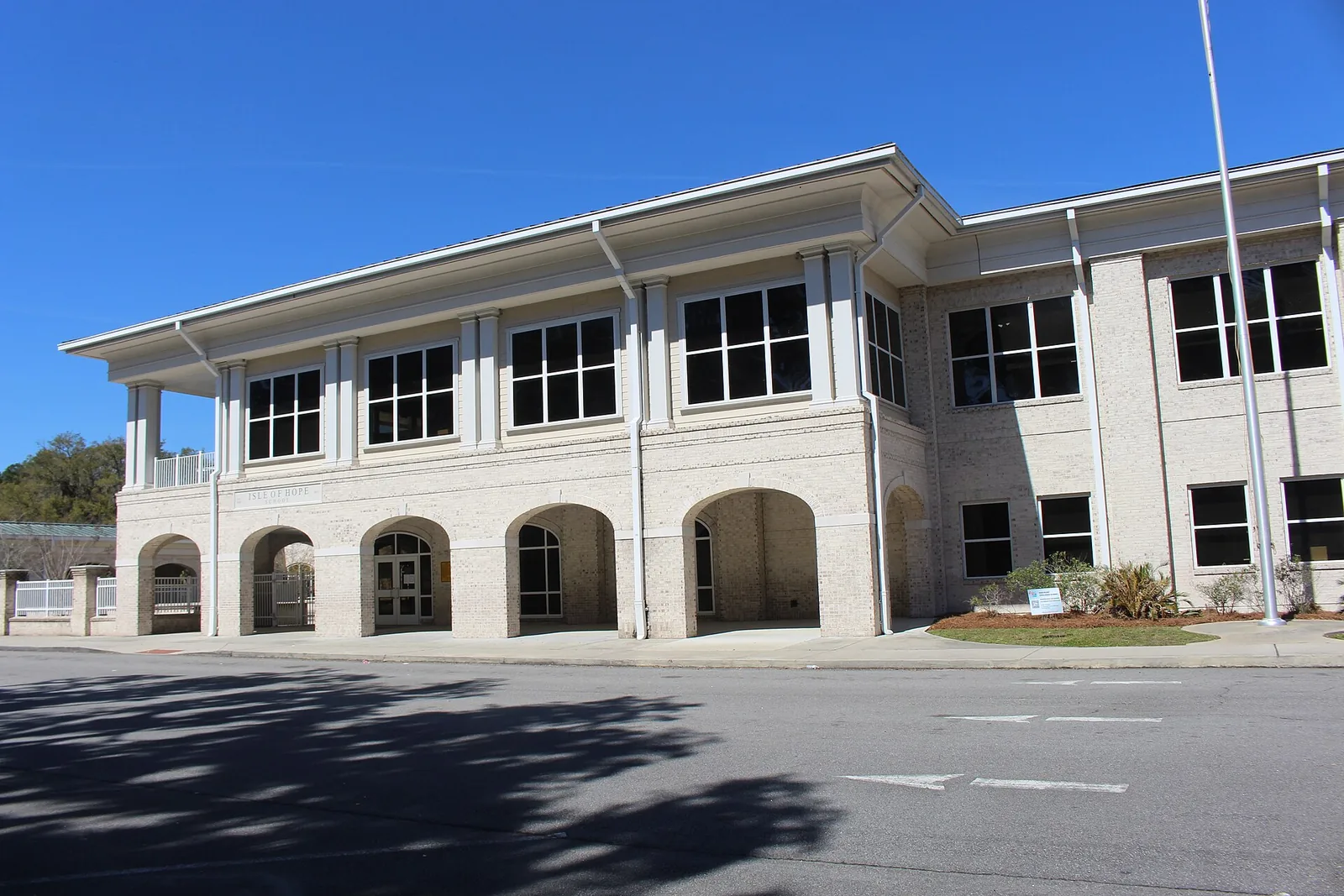 Isle of Hope K-8 School on Parkersburg Road